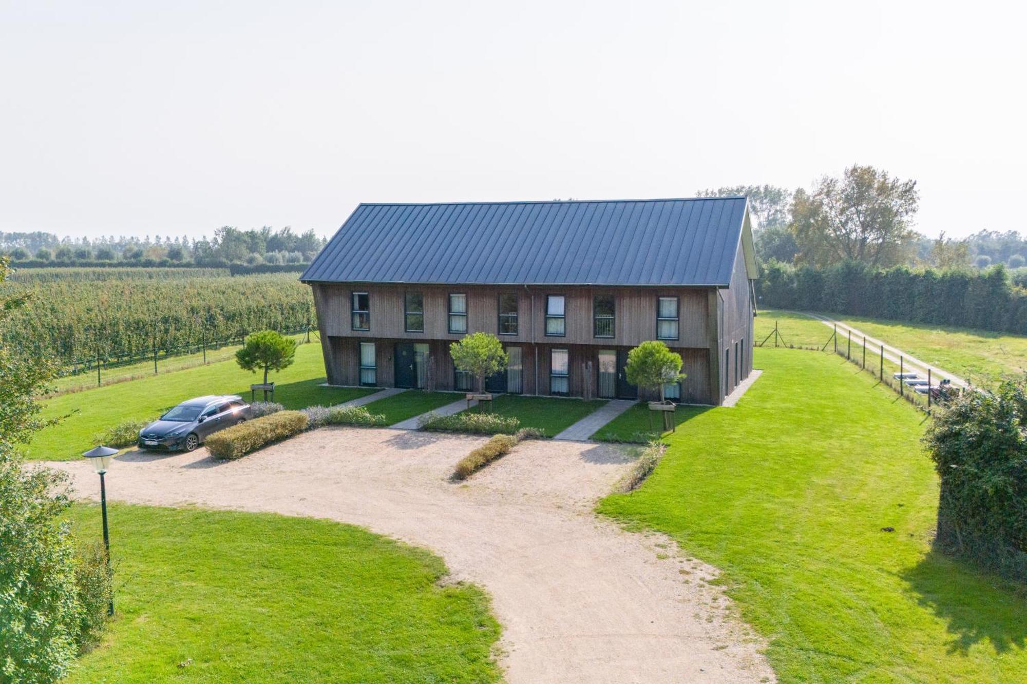 Welcome In - Vakantiehuis 6 En 12 Personen, Vroondijk In Vrouwenpolder Exterior photo